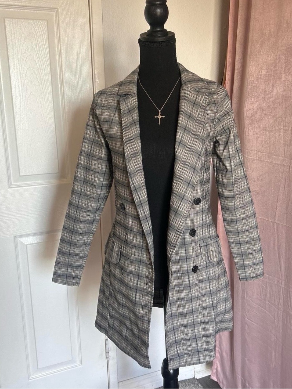 Windsor Gray Plaid Long Double-Breasted Blazer